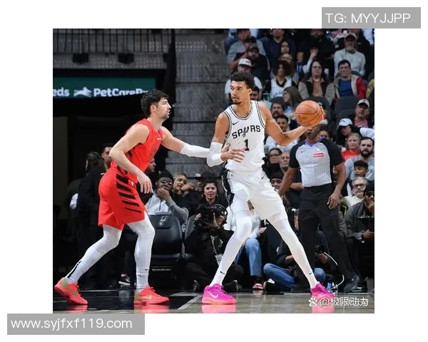 2017年NBA马刺队与国王队精彩对决回顾及赛季分析 2017年NBA马刺队与国王队精彩对决回顾及赛季分析