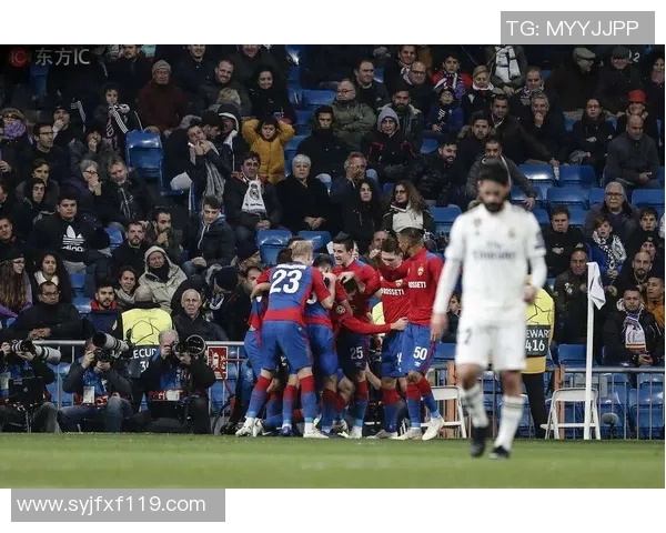 伯纳乌球场即将翻修皇马欧冠主场迁至马竞主场迎接新挑战 伯纳乌球场即将翻修皇马欧冠主场迁至马竞主场迎接新挑战