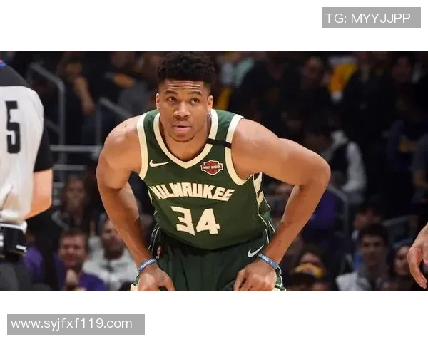 雄鹿队主帅因健康问题暂别球队，备战季后赛